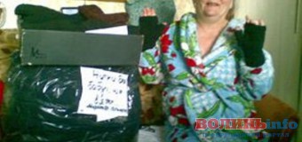 Незряча і нечуюча лучанка допомагає бійцям