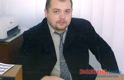 Екс-директор луцького похоронного бюро ховається від суду у Данії