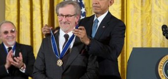 Обама вручив Спілбергу і Стрейзанд вищу цивільну нагороду США