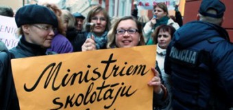 У Латвії страйкують вчителі та вихователі