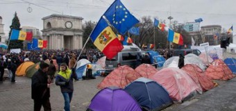 У Молдові пройшли багатотисячні акції протесту