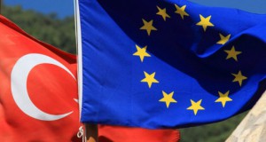 Туск скликає саміт ЄС-Туреччина з питань міграції