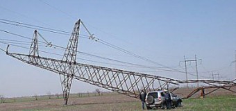 Силовики відвели активістів блокади Криму від пошкодженої ЛЕП