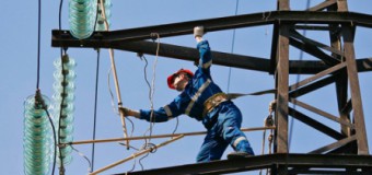 “Укренерго” почала замінювати зруйновані опори ЛЕП