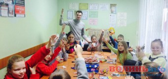 У Луцьку для дітей з особливими потребами провели майстер-клас. ФОТО