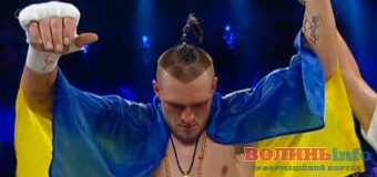Російський боксер допоміг Усику
