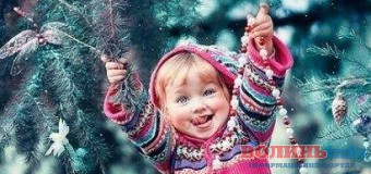 У Луцьку закликають допомогти повірити у новорічне диво діткам з дитбудинків