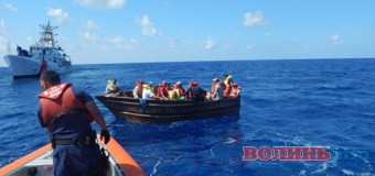 США вислали на Кубу більше сотні нелегальних мігрантів