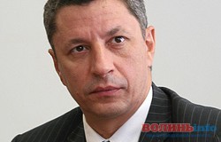 Бюджетна «перемога» уряду — освітяни і лікарі стануть ще біднішими