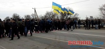 Україну накрив масовий фермерський страйк: Яценюк, не грабуй село!