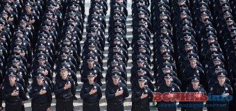 Скільки поліцейських не витримали умов праці?