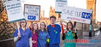 У Британії перенесли тисячі операцій через страйк лікарів