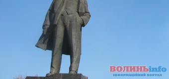 В Донецьку підірвали…праву ногу Леніна. ВІДЕО