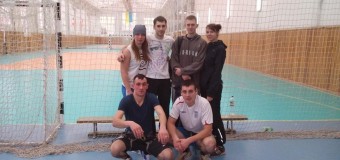 Луцькі патрульні двічі на тиждень займаються спортом у військовому ліцеї. ФОТО
