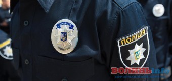 Волинянина-поліцейського у Києві покусав агресивний чоловік. ВІДЕО