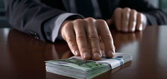 На Волині податківцю оголошено про підозру у хабарництві
