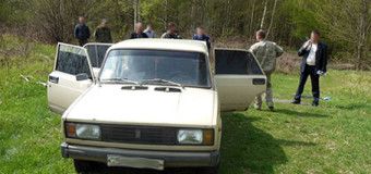 На Волині спіймали бурштинокопачів