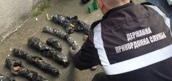 Волинські прикордонники вилучили 6 кілограмів бурштину