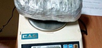 Українець хотів перевезти через волинську митницю наркотики у спідній білизні