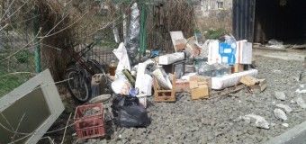 У Луцьку зносять незаконно встановлені кіоски