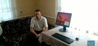 Житель Нововолинська подарував онкохворій дівчинці комп’ютер