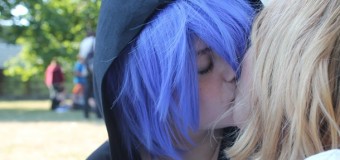 Назвали причини бісексуальності жінок