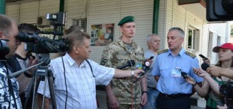 Журналістам показали, як працює пункт пропуску “Устилуг”