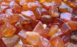 Волинські правоохоронці перешкодили видобувати бурштин 70 особам