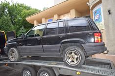 Волинські волонтери везуть “Джип” бійцям АТО