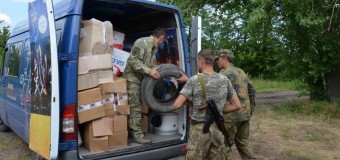 Волинський активіст відвіз волонтерську допомогу бійцям
