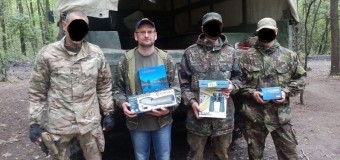 Волинські благодійники забезпечили снайперів професійною оптикою