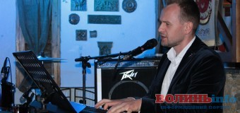 У Луцьку фанатки вимагали від Табакова «ще і ще». ФОТО. ВІДЕО