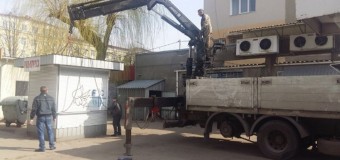 Повідомили, які незаконні споруди в Луцьку демонтують
