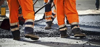 В іваничівських «дорожників» — нова машина, спецодяг та інструменти
