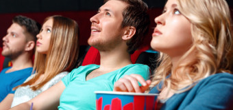 Лучан запрошують на нічний кіноперегляд  просто неба