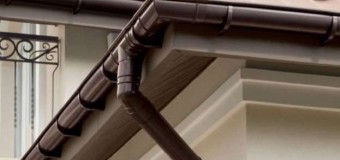 У Луцьку двоє чоловіків викрали ринву