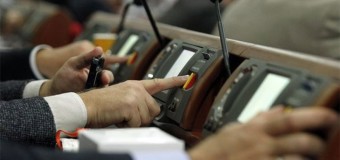 Хто з волинських нардепів найчастіше голосує проти фракції