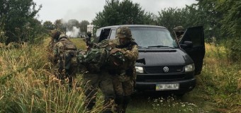 Захоплення заручників та погрози: на волинській нафтобазі провели антитерористичні навчання. ФОТО