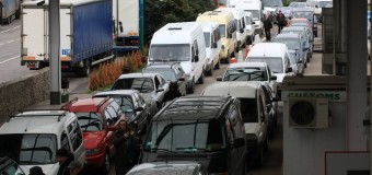 Устилуг заполонили авто. В ОДА уже вживають заходів