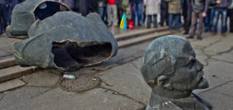 В Україні за рік знесли більше тисячі пам’ятників Леніну