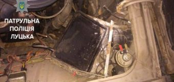 У Луцьку зловмисники зливали з автівок пальне