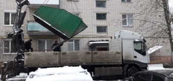На двох луцьких вулицях демонтували гаражі