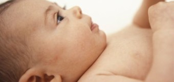 У Британії схвалили народження дітей від трьох батьків