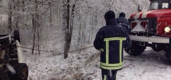 На Волині за добу витягли із кюветів шість автівок