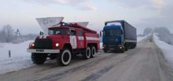 У Нововолинську зі снігових заметів вивільнили 7 автівок