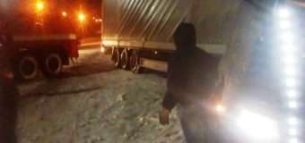 Протягом дня волинські рятувальники витягнули з кюветів десяток автівок