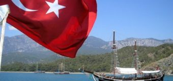 Туреччина заборонила своїм кораблям відвідувати Крим