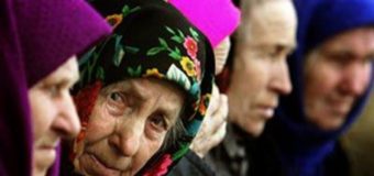 Уряд обіцяє не підвищувати пенсійний вік українцям