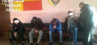 Луцькі патрульні затримали підозрюваних у грабежі