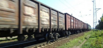 У Луцьку під потягом загинула дівчина через навушники у вухах